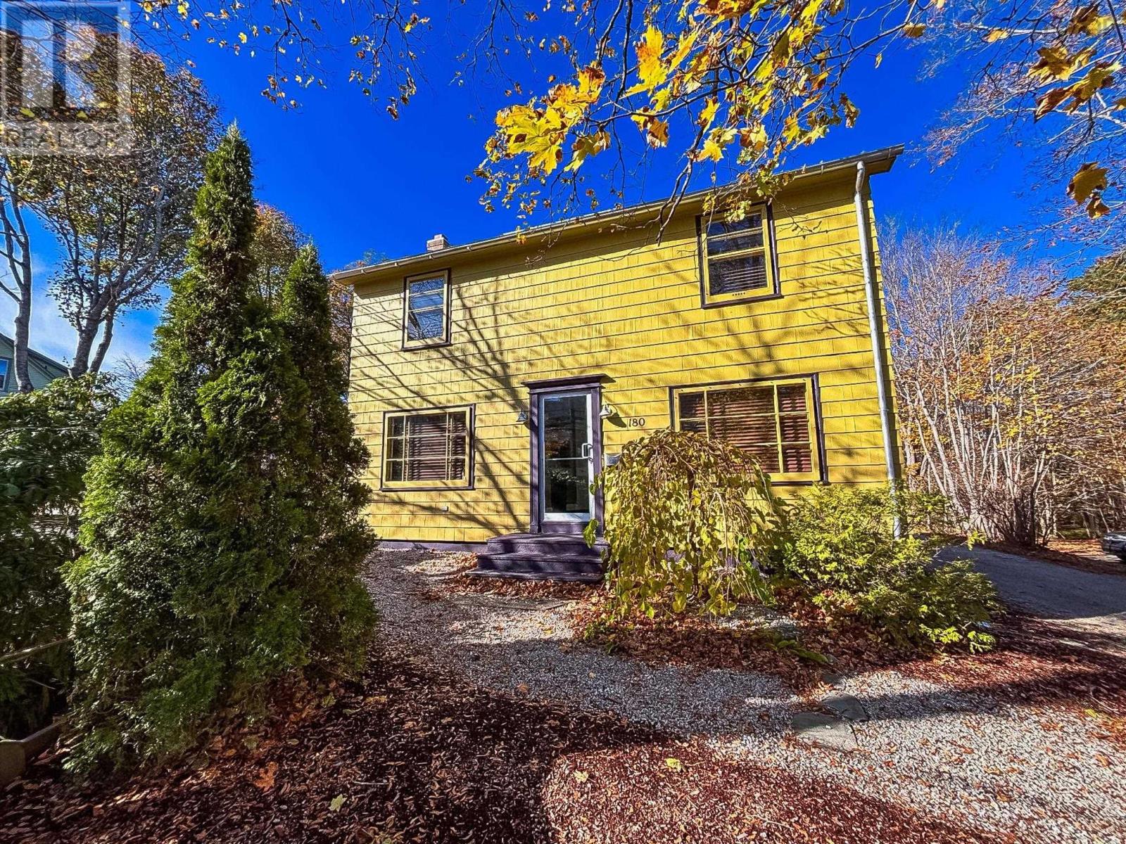 180 Dufferin Street, Bridgewtr, Nova Scotia  B4V 2G7 - Photo 3 - 202527381