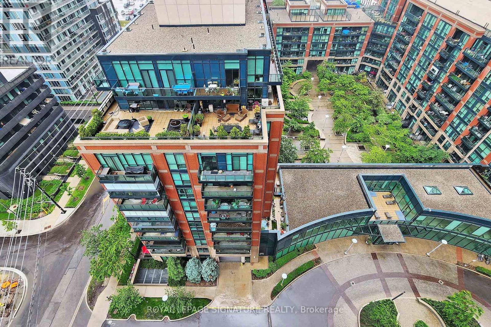 1517 - 31 Tippett Road, Toronto, Ontario  M3H 0C8 - Photo 2 - C13162654
