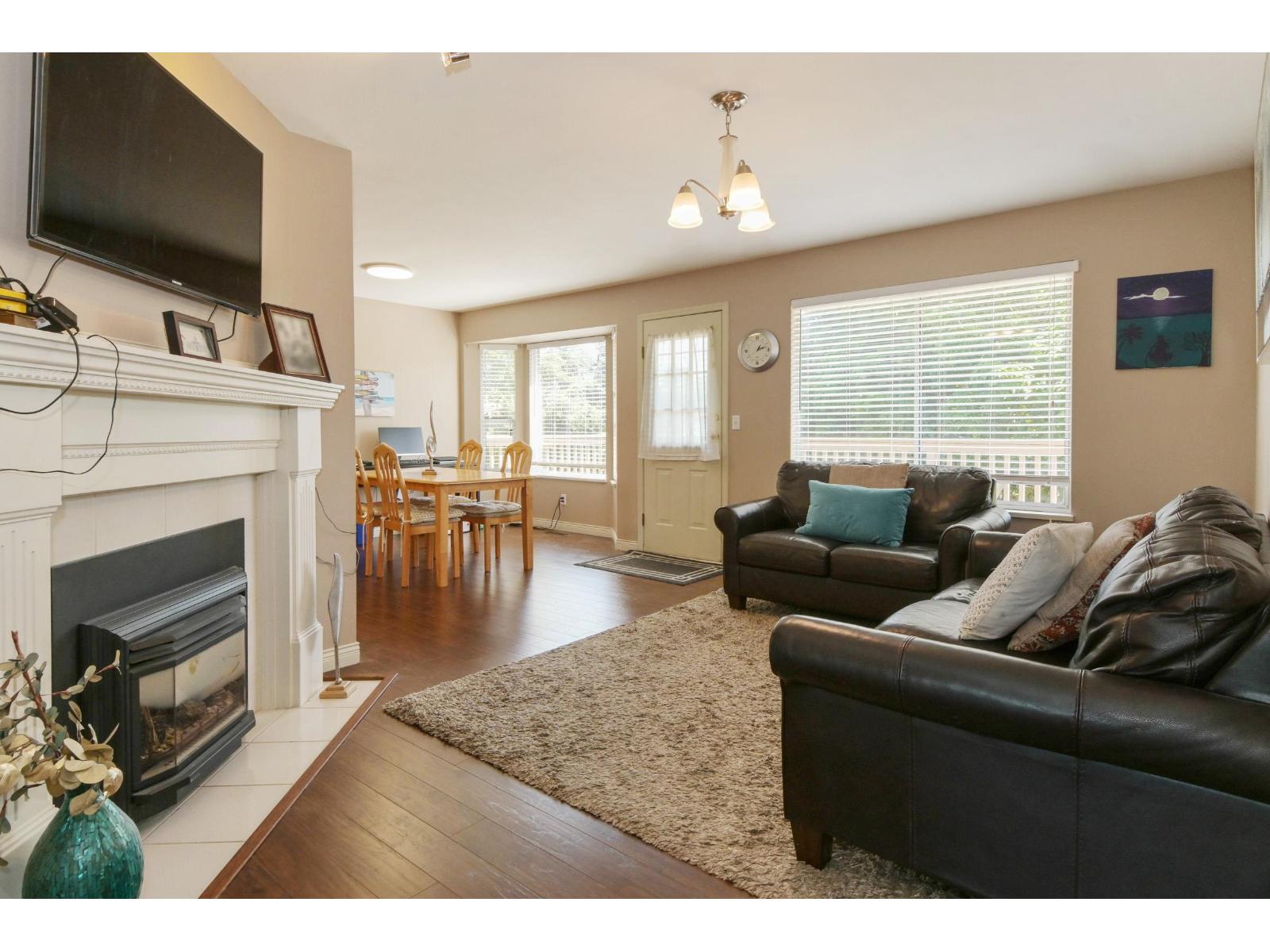 6084 185 Street, Surrey, British Columbia  V3S 7P7 - Photo 6 - R3126425