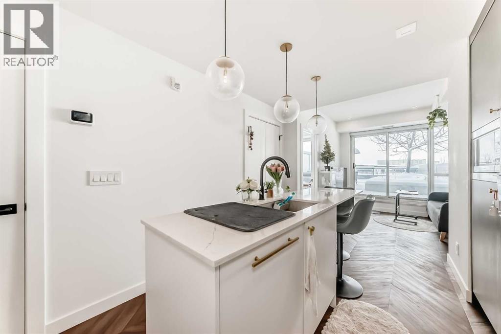 207, 8505 Broadcast Avenue SW, Calgary, Alberta