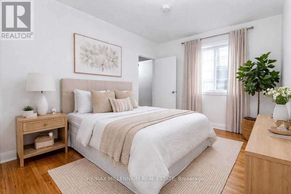 202 - 994 O'connor Drive, Toronto, Ontario  M4B 2T3 - Photo 4 - E13162896