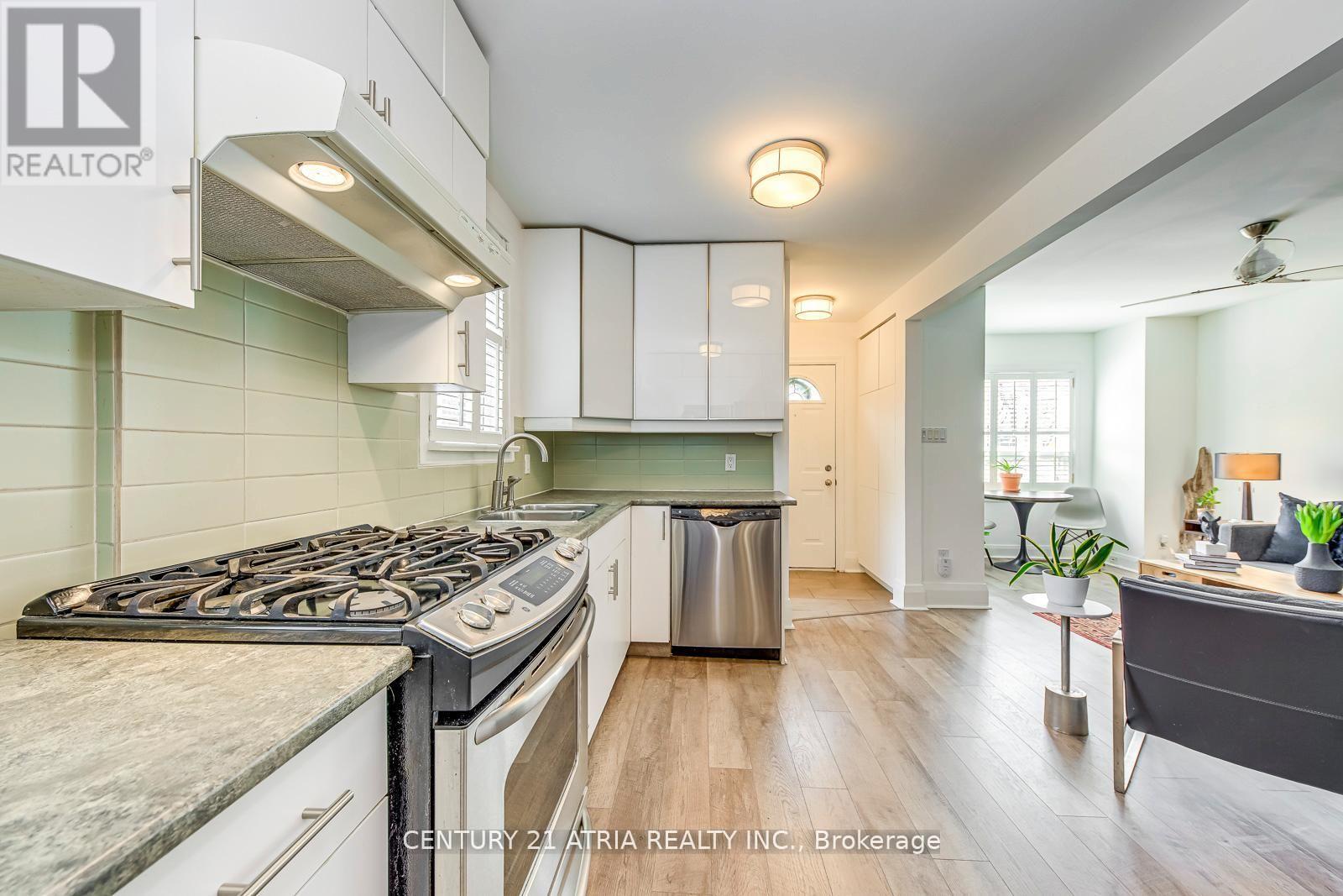 20 1/2 East Road, Toronto, Ontario  M1N 2A1 - Photo 13 - E13162930