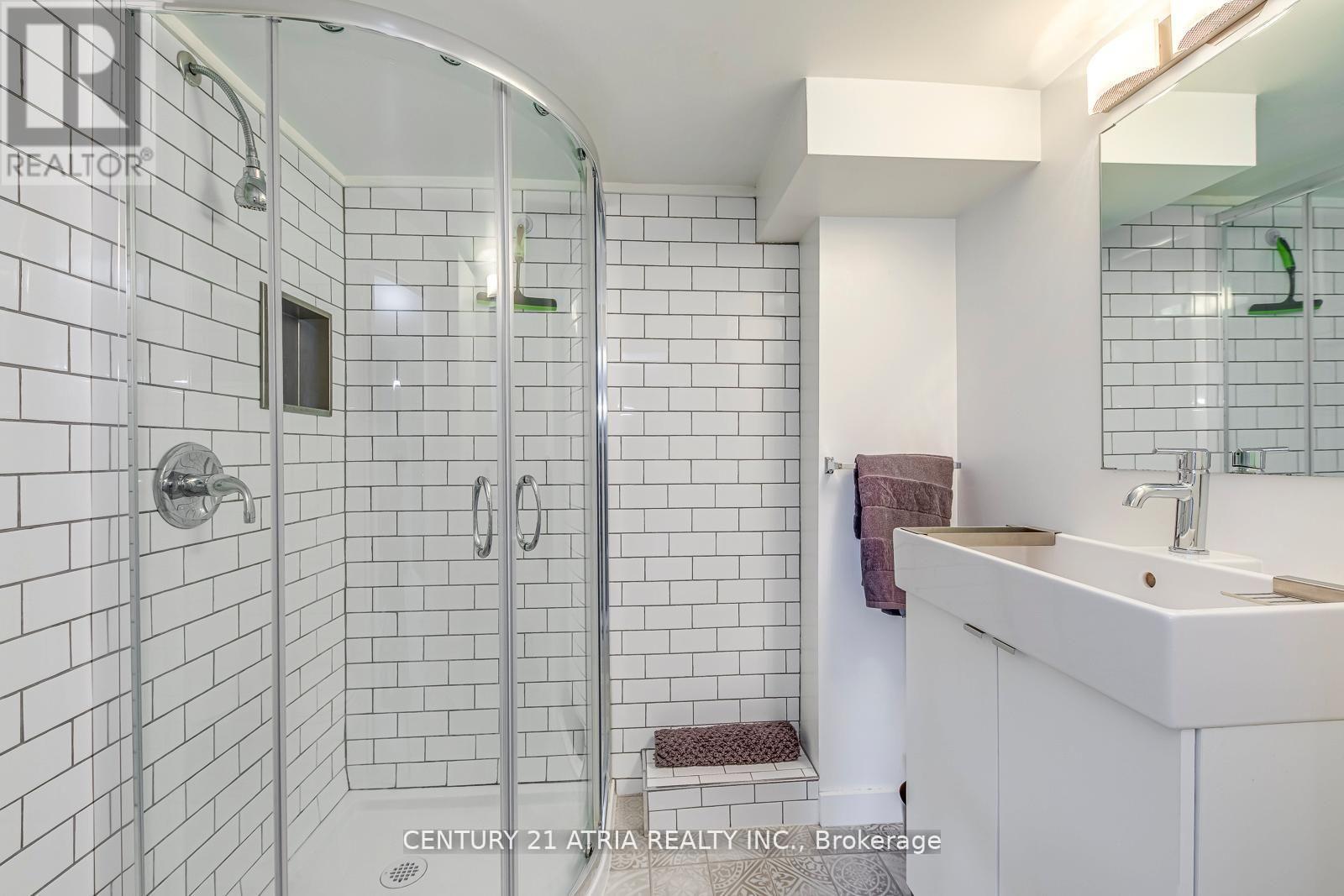 20 1/2 East Road, Toronto, Ontario  M1N 2A1 - Photo 28 - E13162930