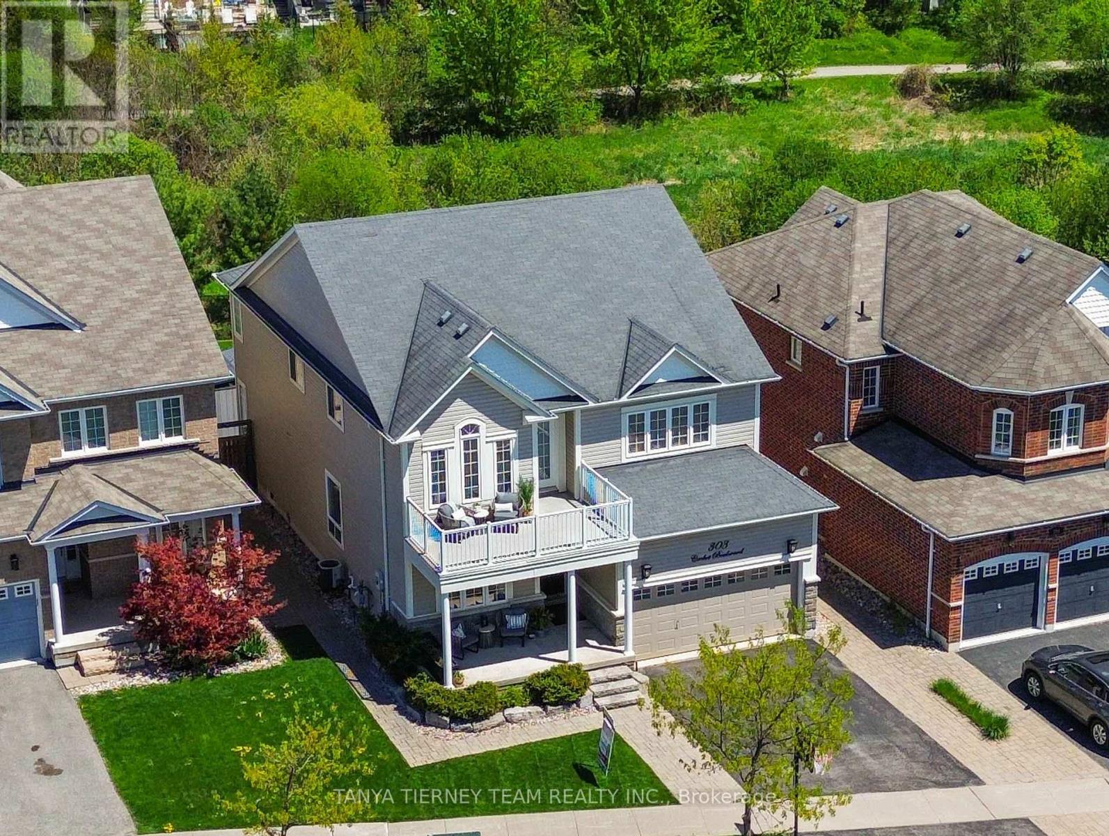 303 CACHET BOULEVARD, Whitby, Ontario