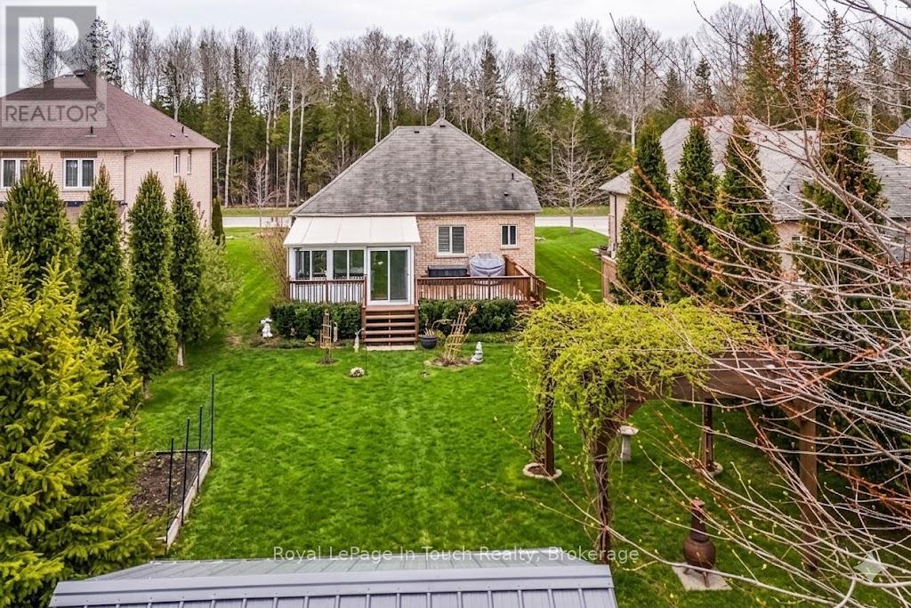 75 Pearl Street, Wasaga Beach, Ontario  L9Z 0G8 - Photo 3 - S12950120