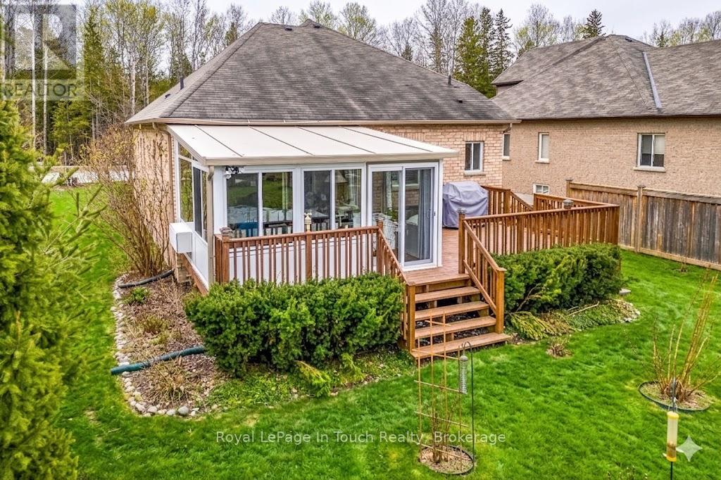 75 Pearl Street, Wasaga Beach, Ontario  L9Z 0G8 - Photo 5 - S12950120
