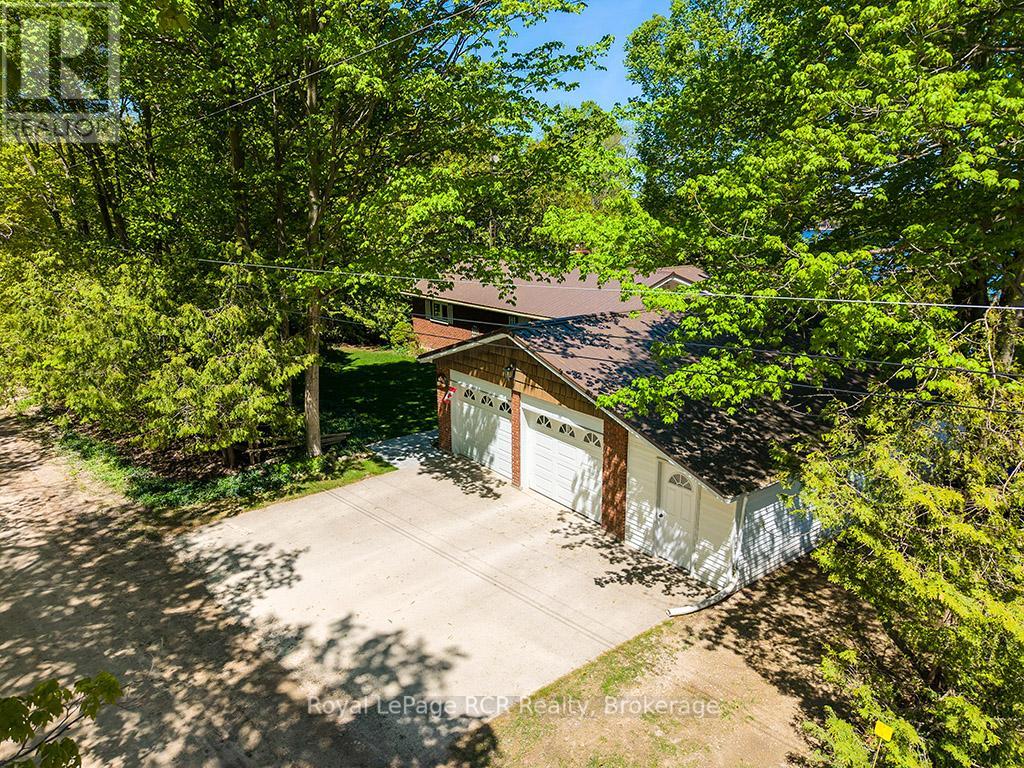 120 Mccullough Lake Drive, Chatsworth, Ontario  N0H 2V0 - Photo 5 - X12853812