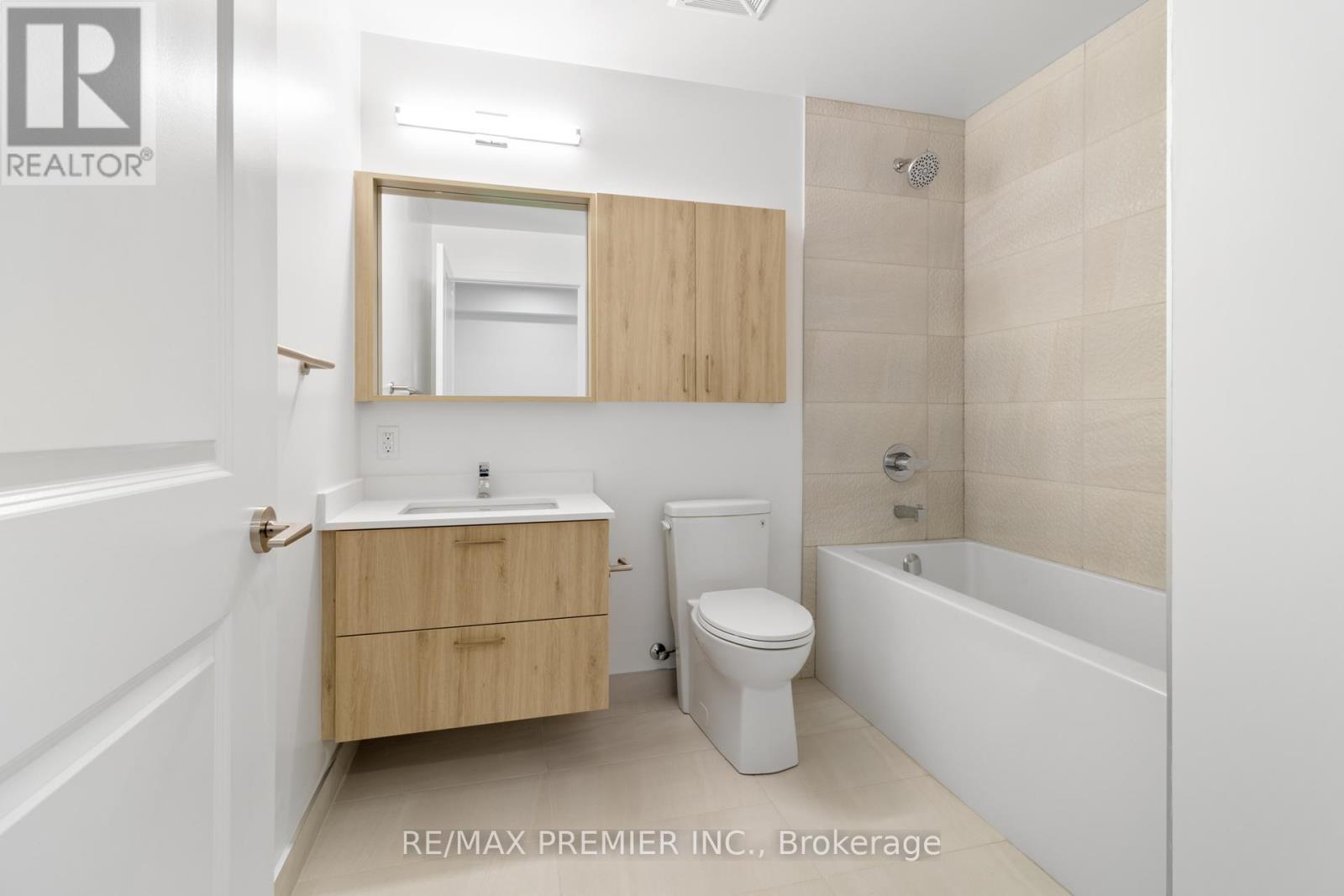 909 - 30 Upper Mall Way, Vaughan, Ontario  L4J 0L7 - Photo 33 - N13162618