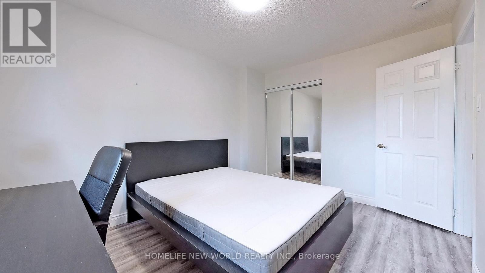3954 Selkirk Place, Mississauga, Ontario L5L 3L5 - Photo 22 - W13076454