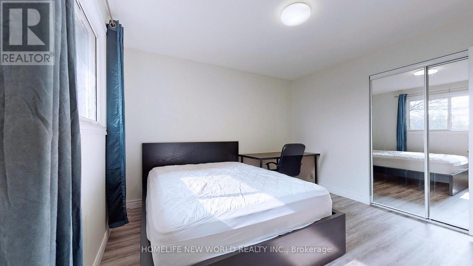 3954 Selkirk Place, Mississauga, Ontario L5L 3L5 - Photo 18 - W13076454