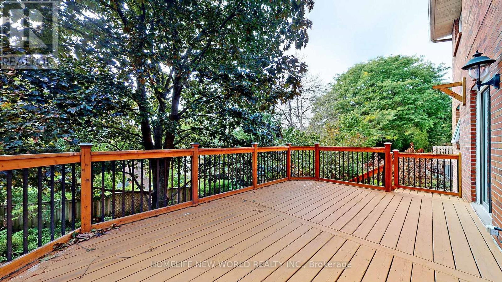 3954 Selkirk Place, Mississauga, Ontario L5L 3L5 - Photo 25 - W13076454