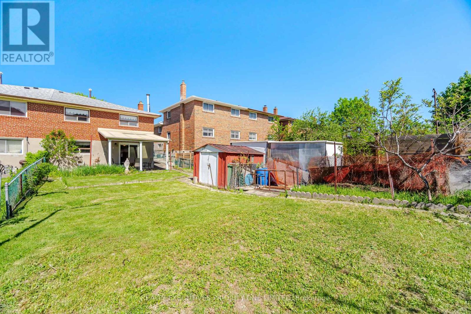 121 Cabana Drive, Toronto, Ontario  M9L 1L1 - Photo 43 - W13159724