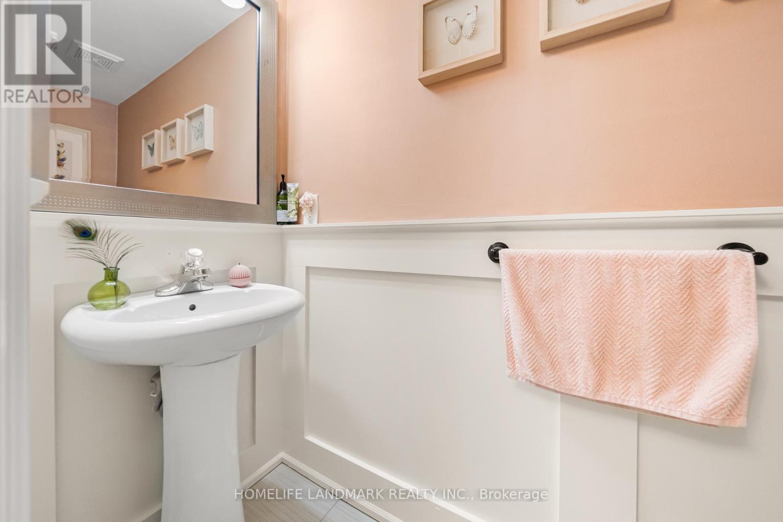 53 Bloomgate Crescent, Richmond Hill, Ontario  L4E 4E2 - Photo 22 - N13162752