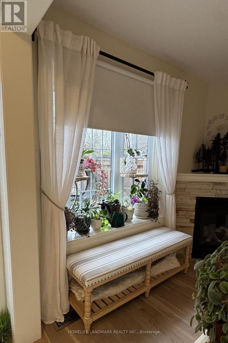 53 Bloomgate Crescent, Richmond Hill, Ontario  L4E 4E2 - Photo 44 - N13162752