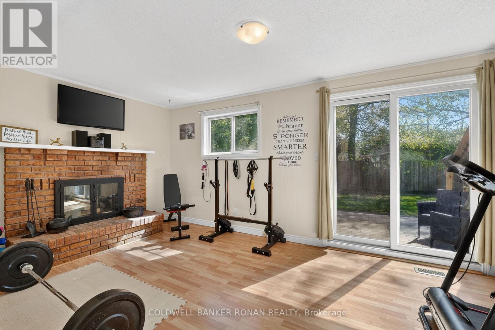 19 Larkdale Crescent, Essa (Angus), Ontario  L0M 1B0 - Photo 6 - N13162960
