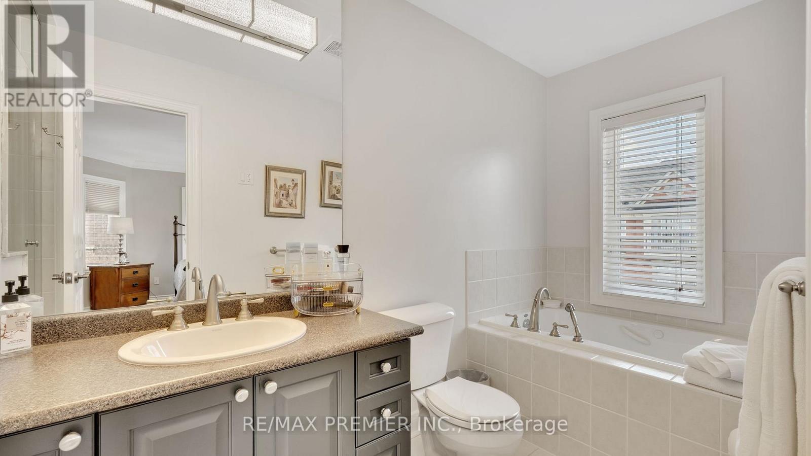 10 Henry Peters Lane, Vaughan, Ontario  L4L 0A7 - Photo 30 - N13162966
