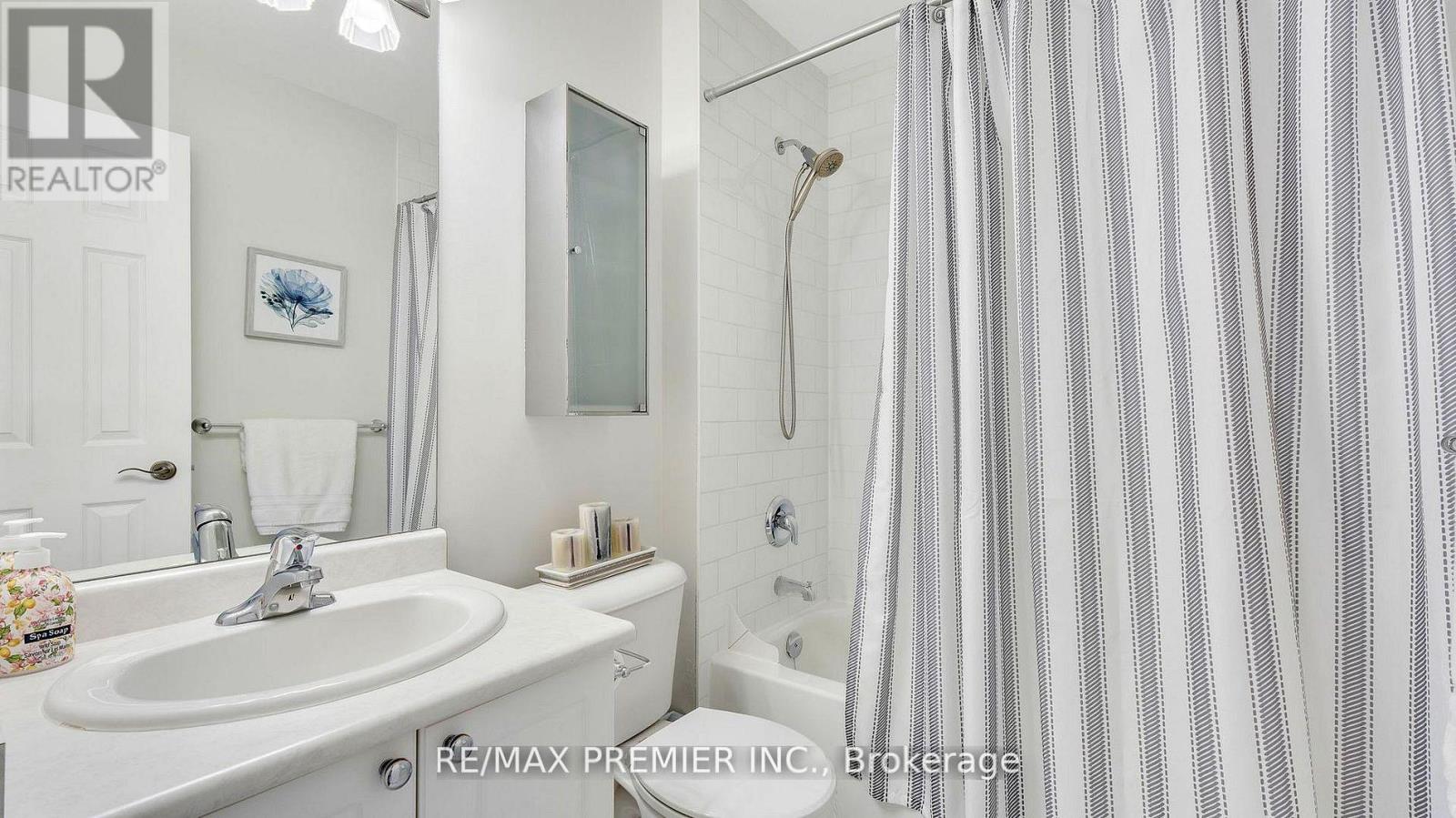 10 Henry Peters Lane, Vaughan, Ontario  L4L 0A7 - Photo 35 - N13162966