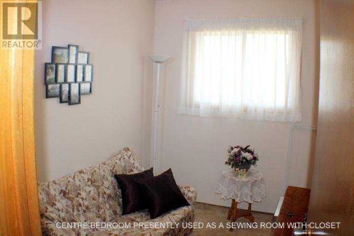 52 Grandview Ave E, Sault Ste Marie, Ontario  P6B 3V8 - Photo 12 - SM260985