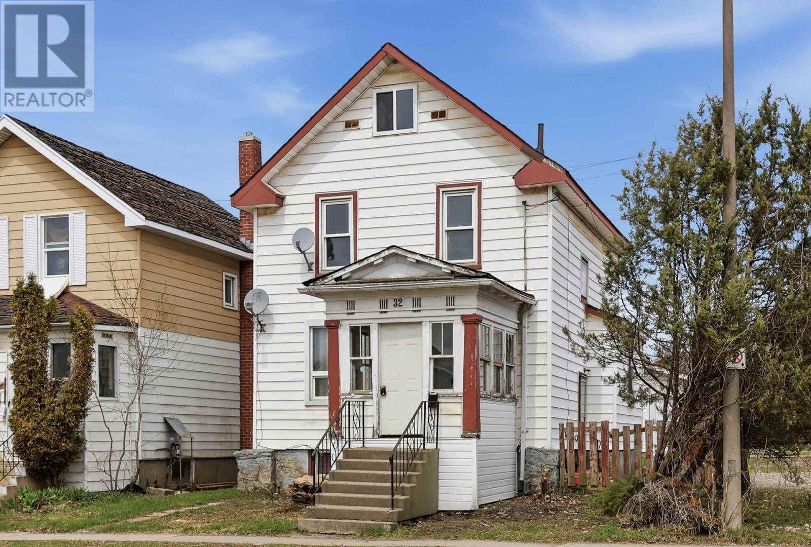 32 Cathcart ST, Sault Ste. Marie, Ontario