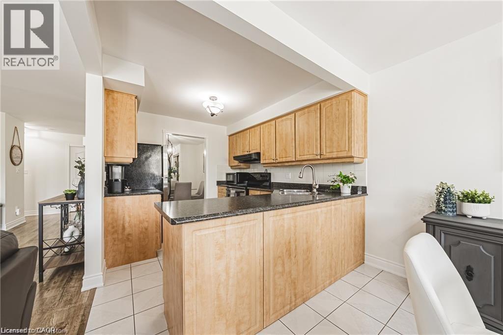 3050 Pinemeadow Drive Unit# 30, Burlington, Ontario  L7M 3X5 - Photo 16 - 40831279