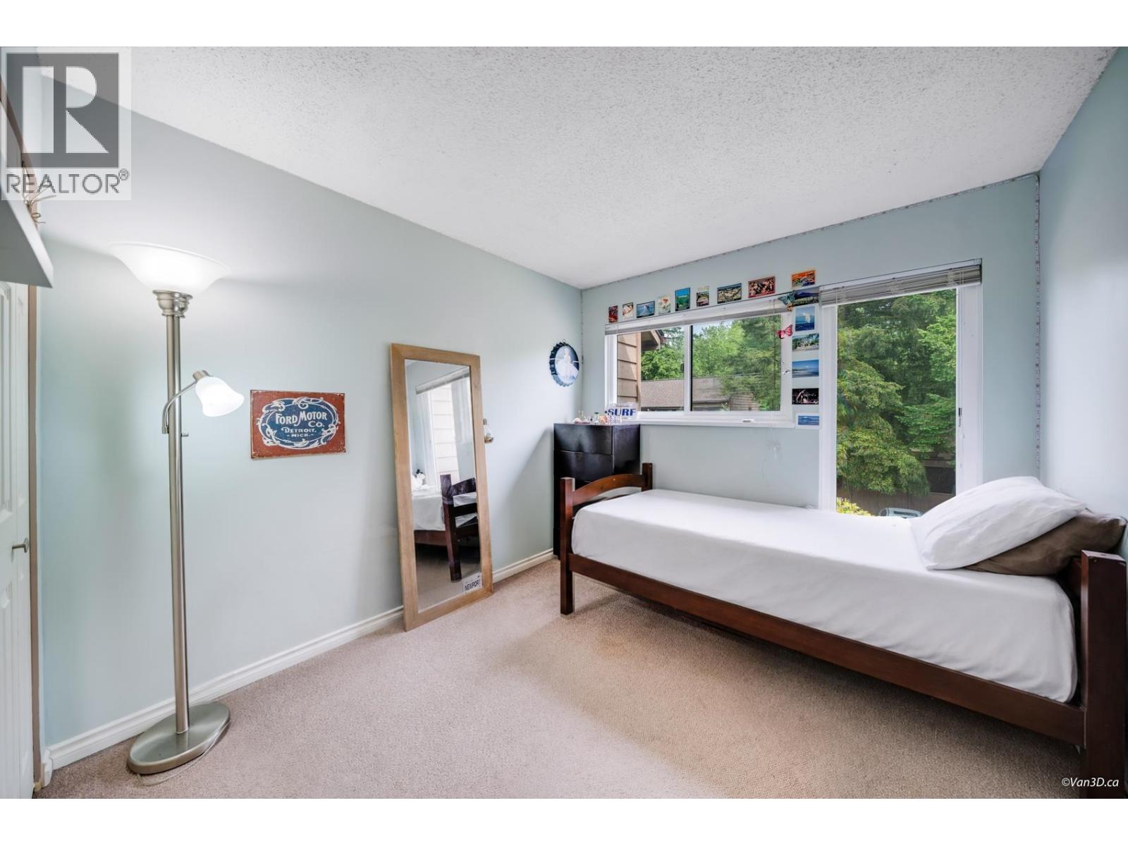4253 Birchwood Crescent, Burnaby, British Columbia  V5G 4E6 - Photo 21 - R3124935