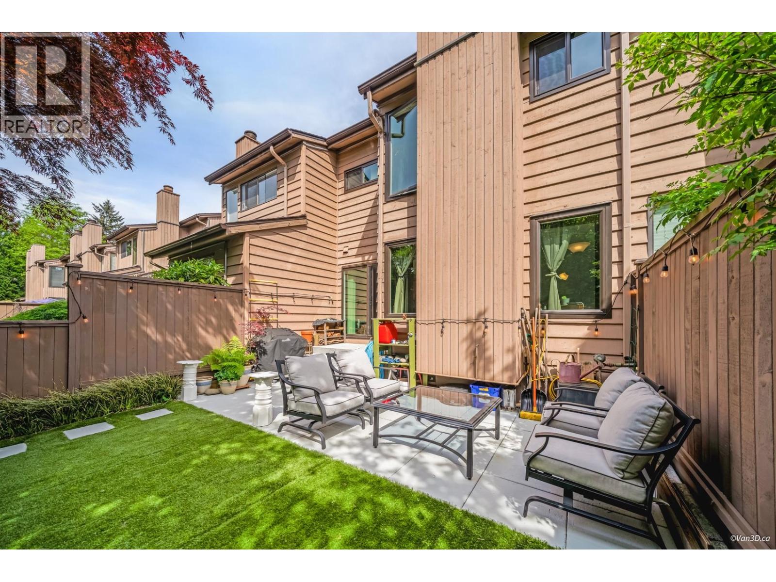 4253 Birchwood Crescent, Burnaby, British Columbia  V5G 4E6 - Photo 30 - R3124935