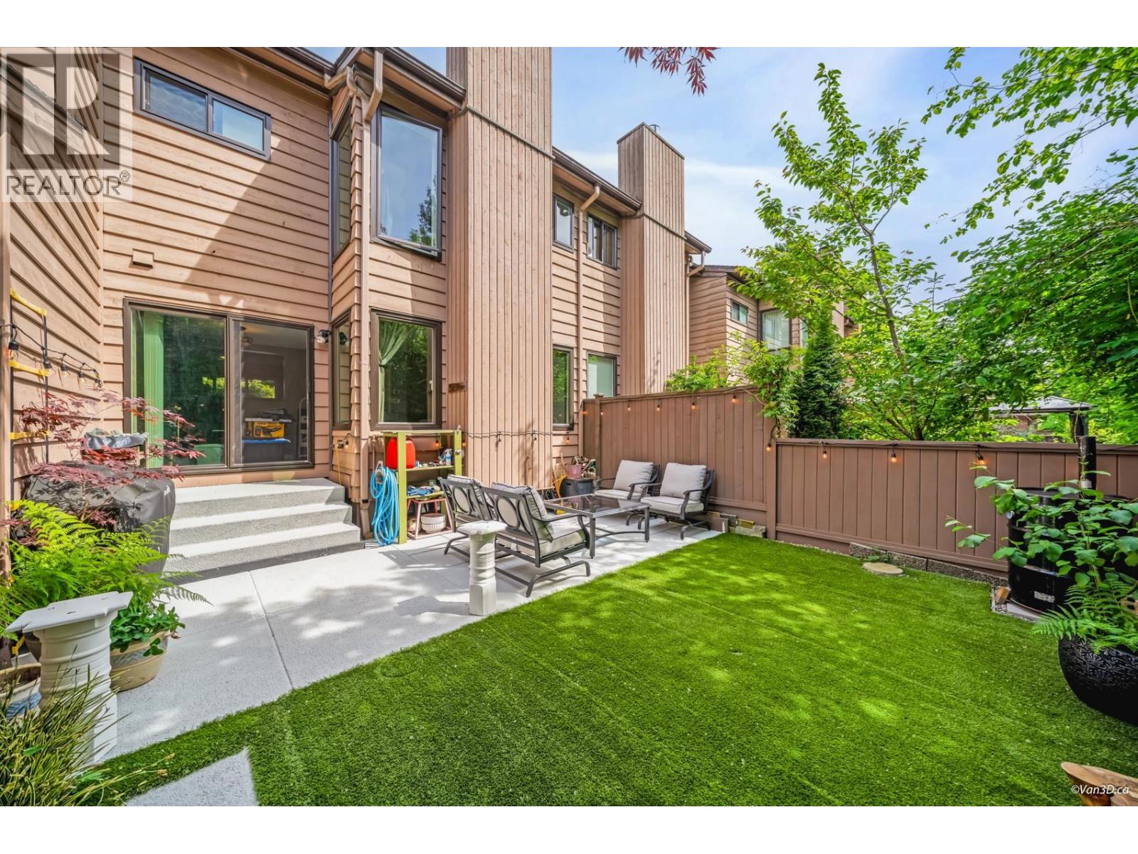 4253 Birchwood Crescent, Burnaby, British Columbia  V5G 4E6 - Photo 31 - R3124935