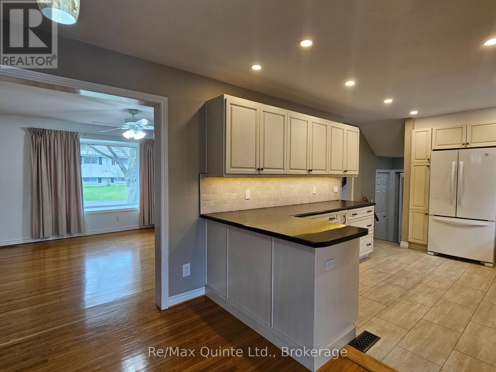 12 Philip Street, Prince Edward County, Ontario  K0K 2T0 - Photo 12 - X13163076