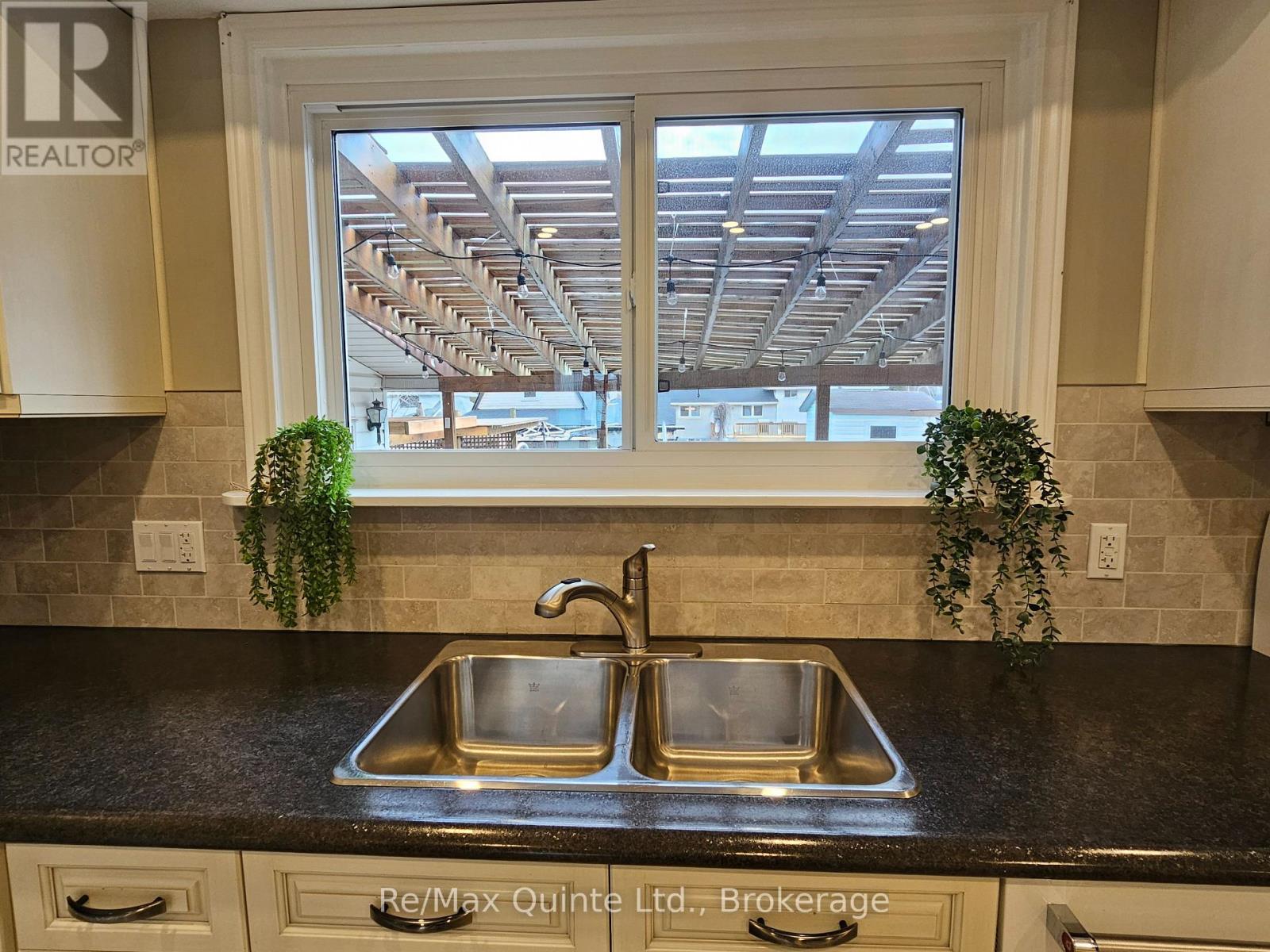 12 Philip Street, Prince Edward County, Ontario  K0K 2T0 - Photo 15 - X13163076