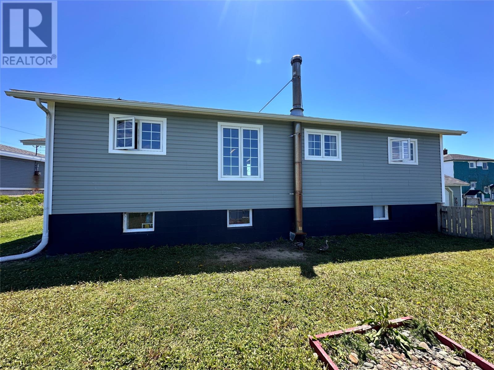 32 Blackburn Road, Grand Bank, Newfoundland & Labrador  A0E 1W0 - Photo 6 - 1297910