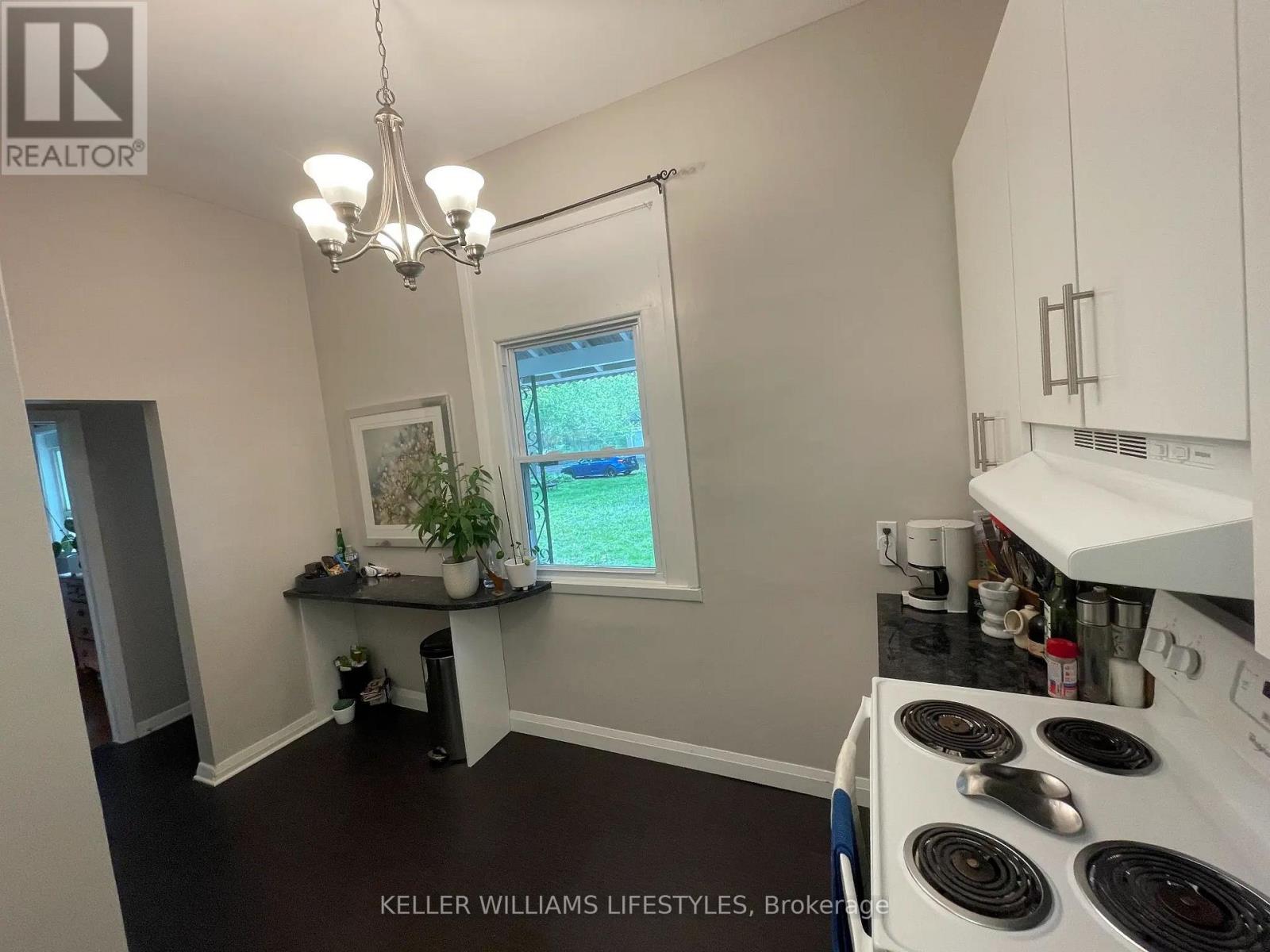 355 Central Avenue, London East, Ontario N6B 2E3 - Photo 11 - X13163150
