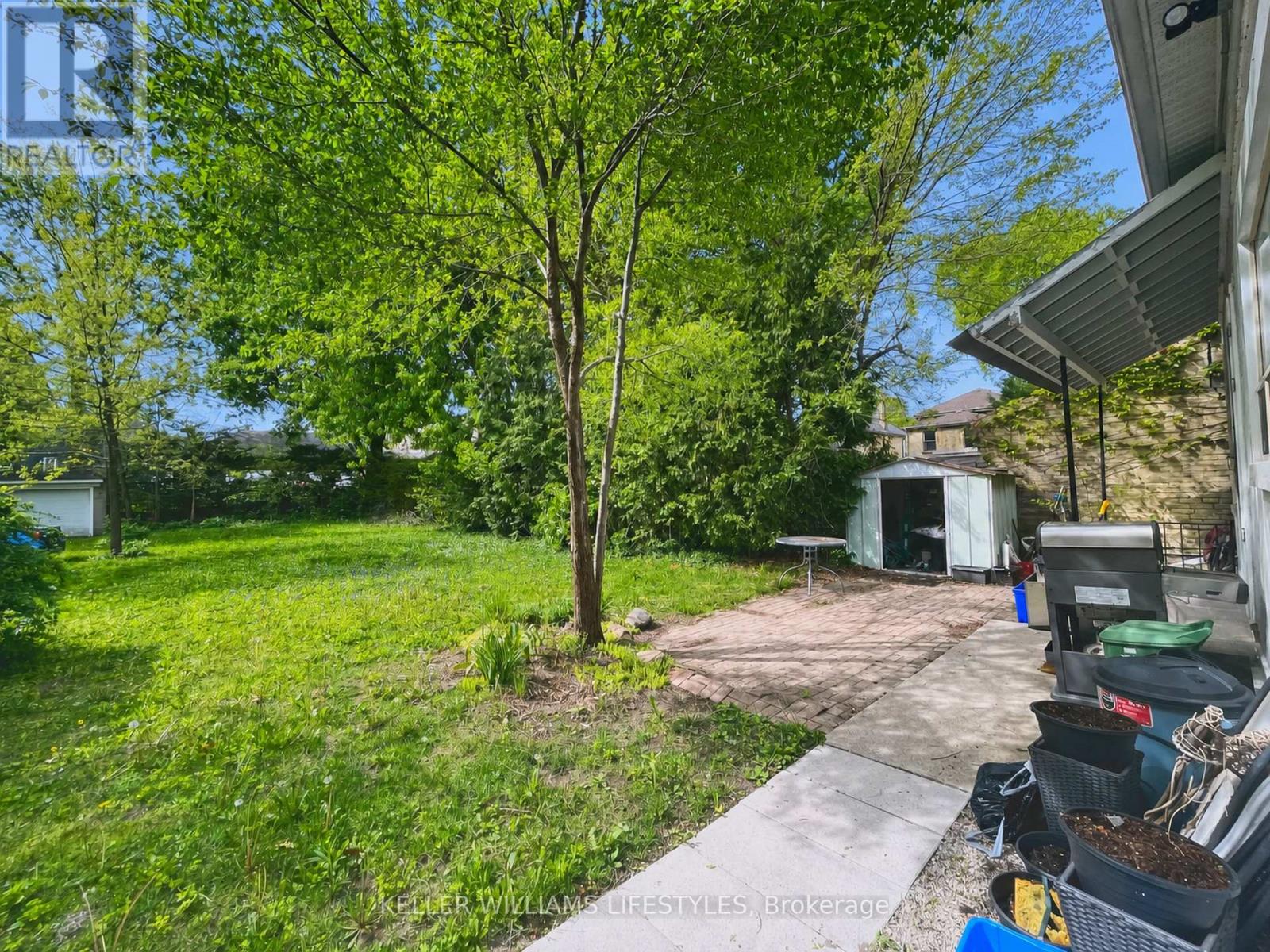355 Central Avenue, London East, Ontario N6B 2E3 - Photo 3 - X13163150