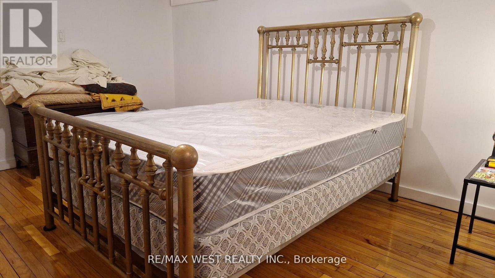 Bsmt - 45 Beaty Avenue, Toronto, Ontario  M6K 3B3 - Photo 6 - W13162678