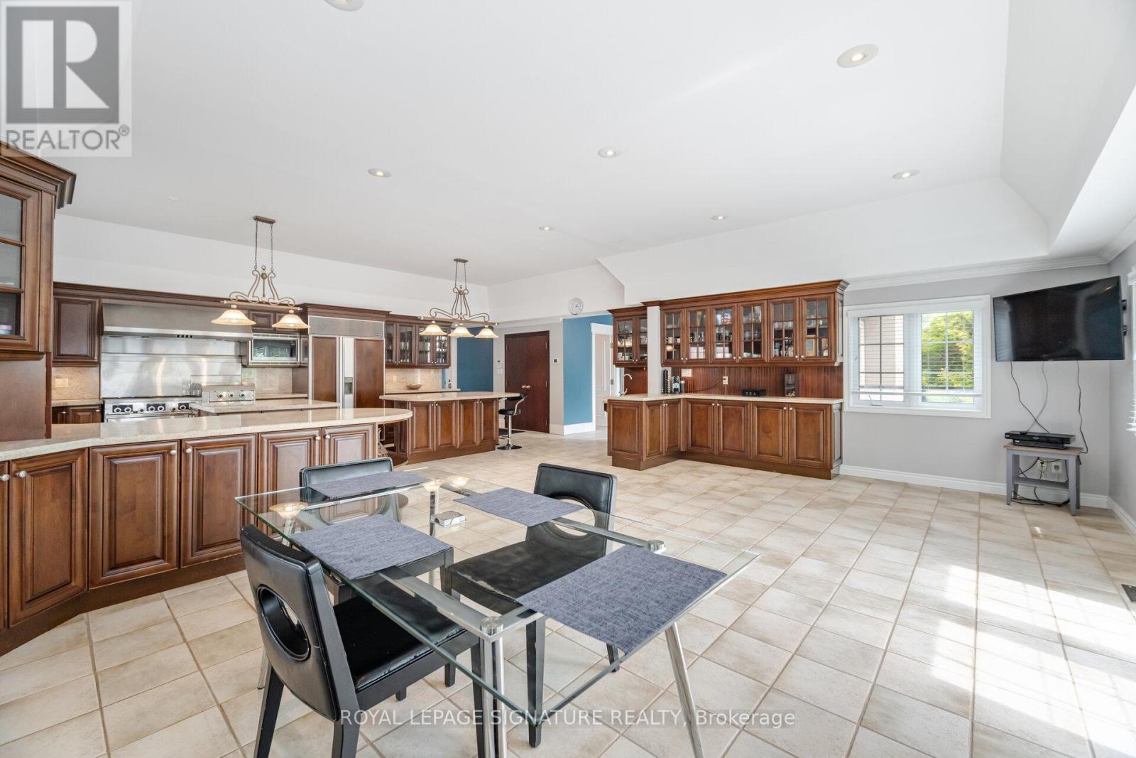 15634 Mountainview Road, Caledon, Ontario  L7C 2V2 - Photo 9 - W13162680