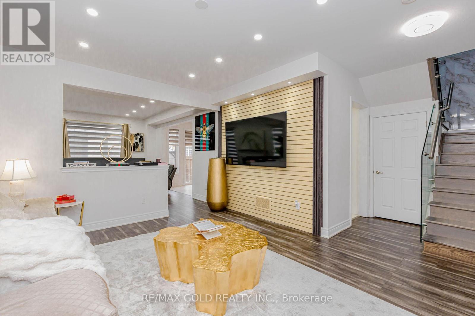 15351 Danby Road, Halton Hills, Ontario  L7G 0H6 - Photo 7 - W13162698