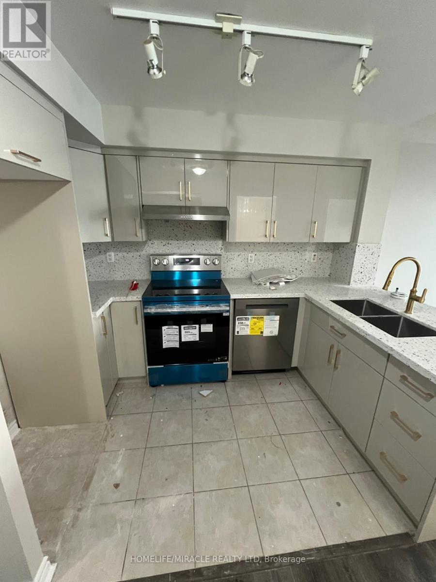 1508 - 33 Elm Drive W, Mississauga, Ontario  L5B 4M2 - Photo 2 - W13162716