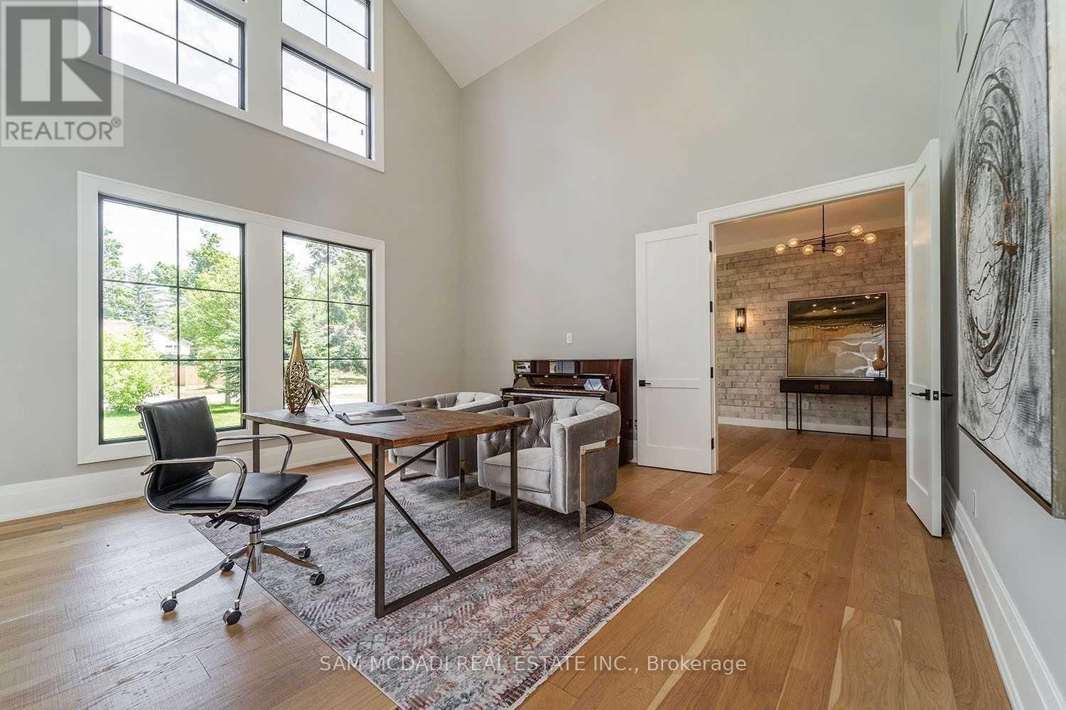 584 Fourth Line, Oakville, Ontario  L6L 5A7 - Photo 16 - W13162726