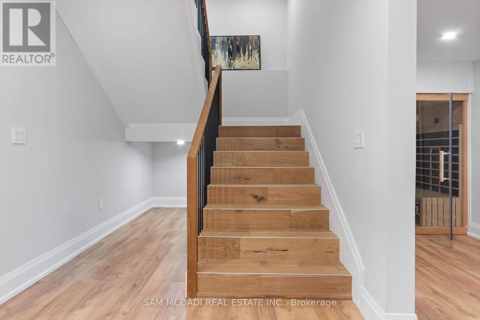 584 Fourth Line, Oakville, Ontario  L6L 5A7 - Photo 34 - W13162726