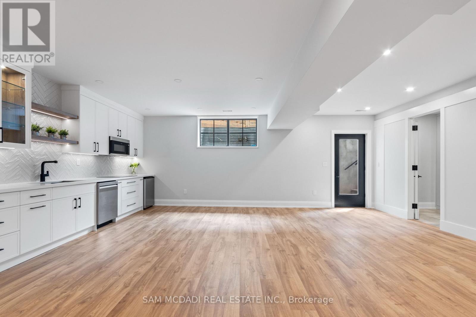 584 Fourth Line, Oakville, Ontario  L6L 5A7 - Photo 42 - W13162726