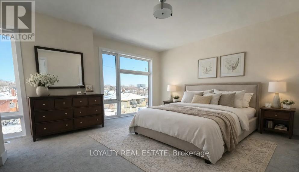 38a Upper Monclova Road, Toronto, Ontario  M3M 0A6 - Photo 4 - W13162778