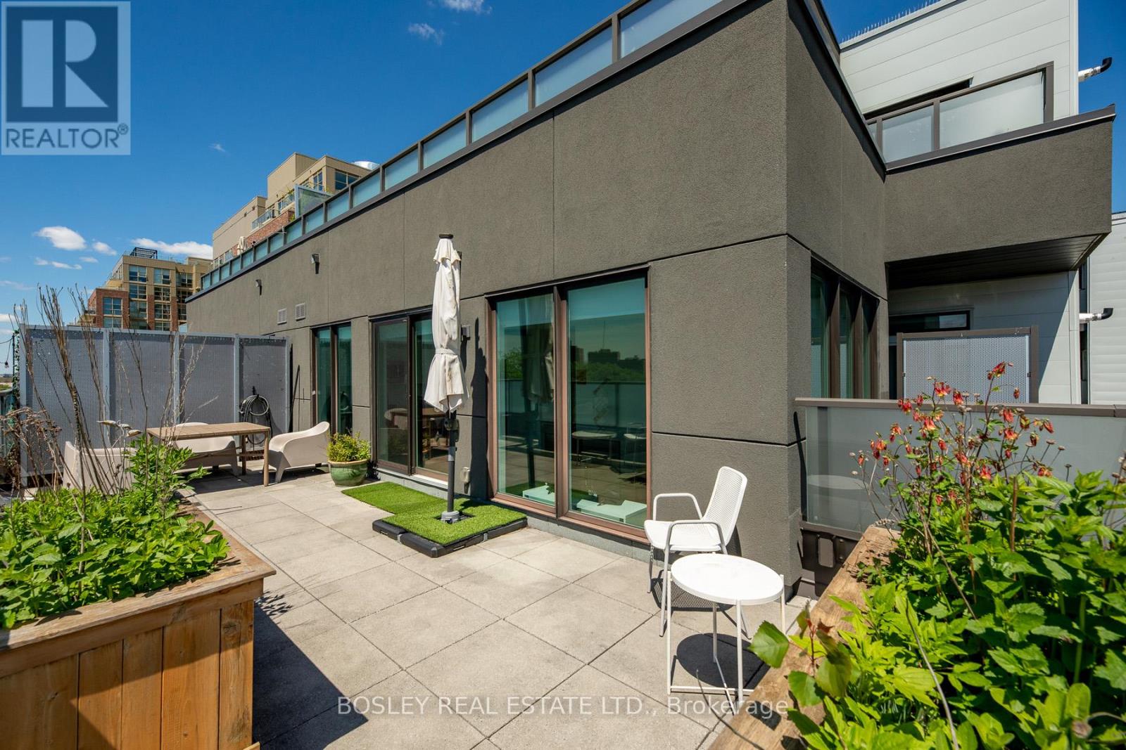 502 - 385 Osler Street, Toronto, Ontario  M6N 0B2 - Photo 3 - W13162814