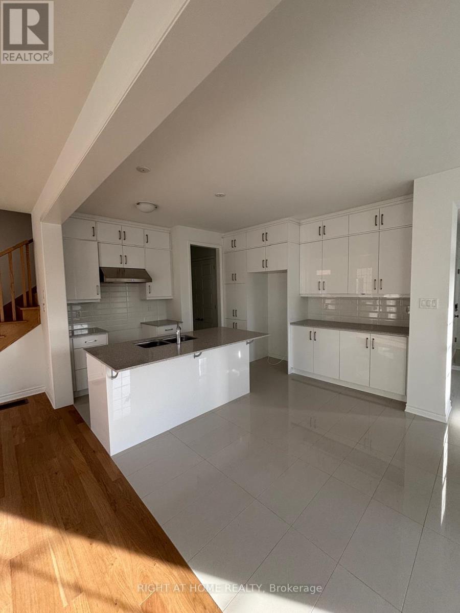 Upper - 1526 Zilio Terrace, Milton, Ontario  L9E 2H8 - Photo 5 - W13162830