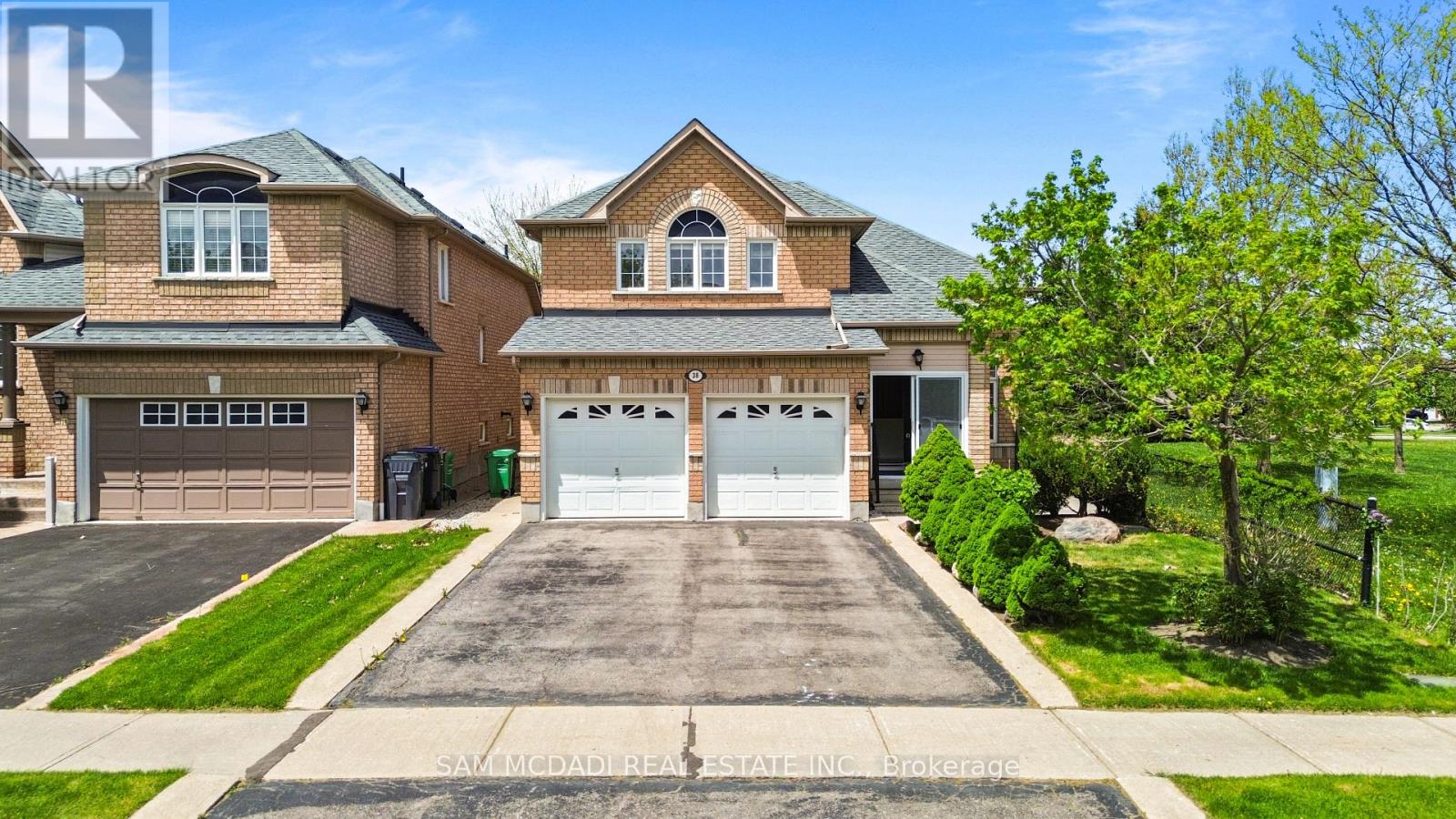 38 MAPLE BEACH CRESCENT, Brampton, Ontario