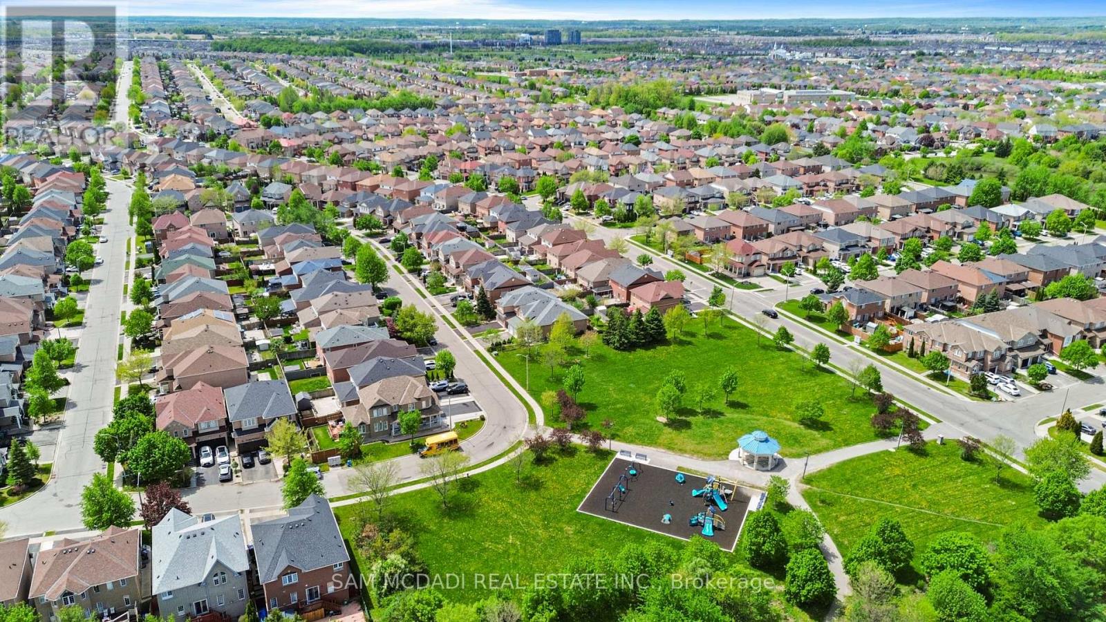 38 Maple Beach Crescent, Brampton, Ontario  L7A 2T8 - Photo 43 - W13162862