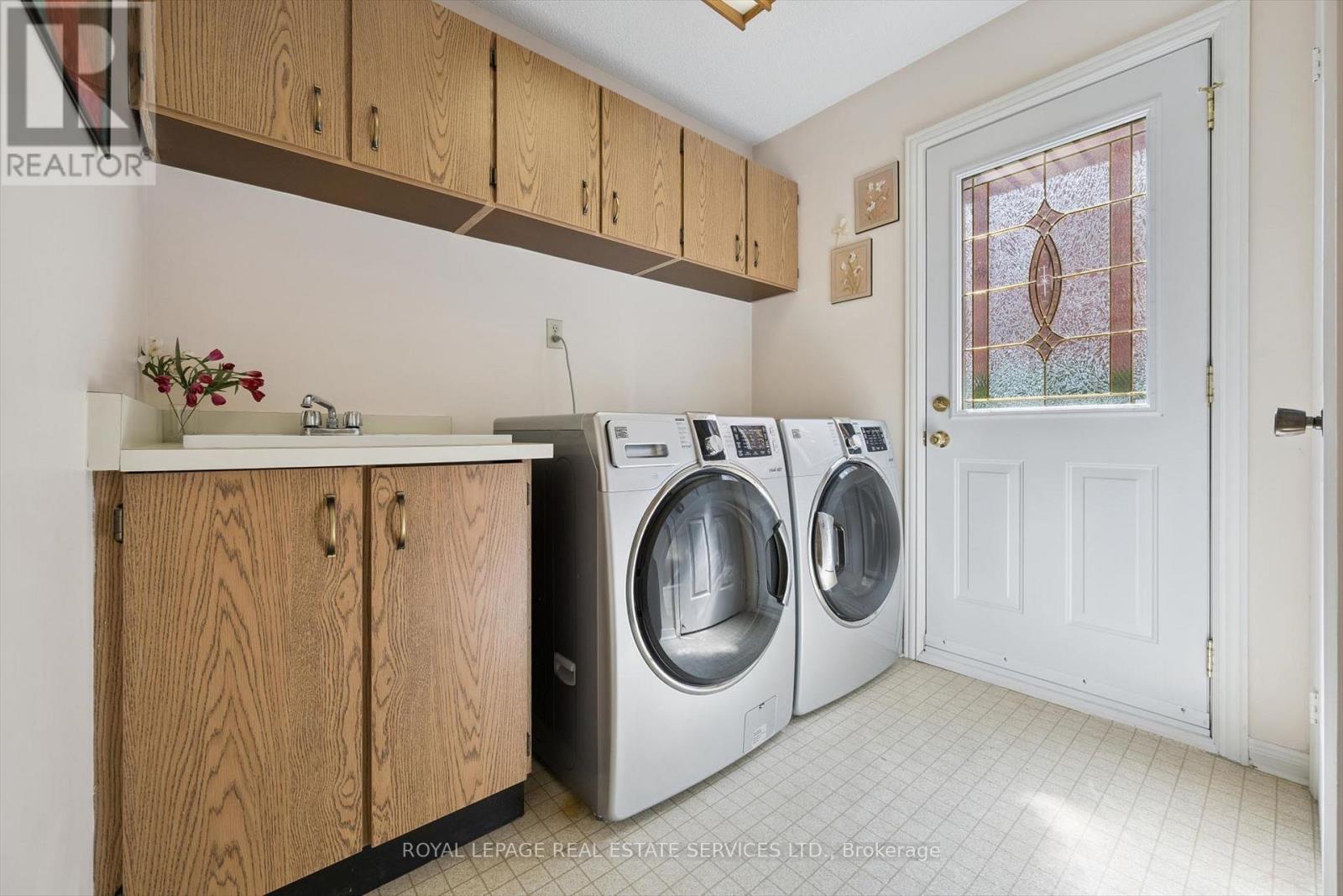 2067 Pen Street, Oakville, Ontario  L6H 3L2 - Photo 24 - W13162924