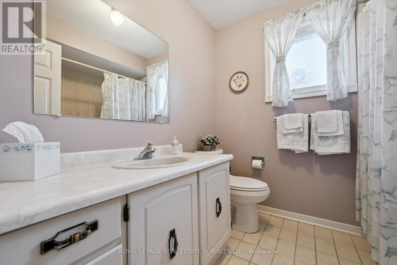 2067 Pen Street, Oakville, Ontario  L6H 3L2 - Photo 38 - W13162924