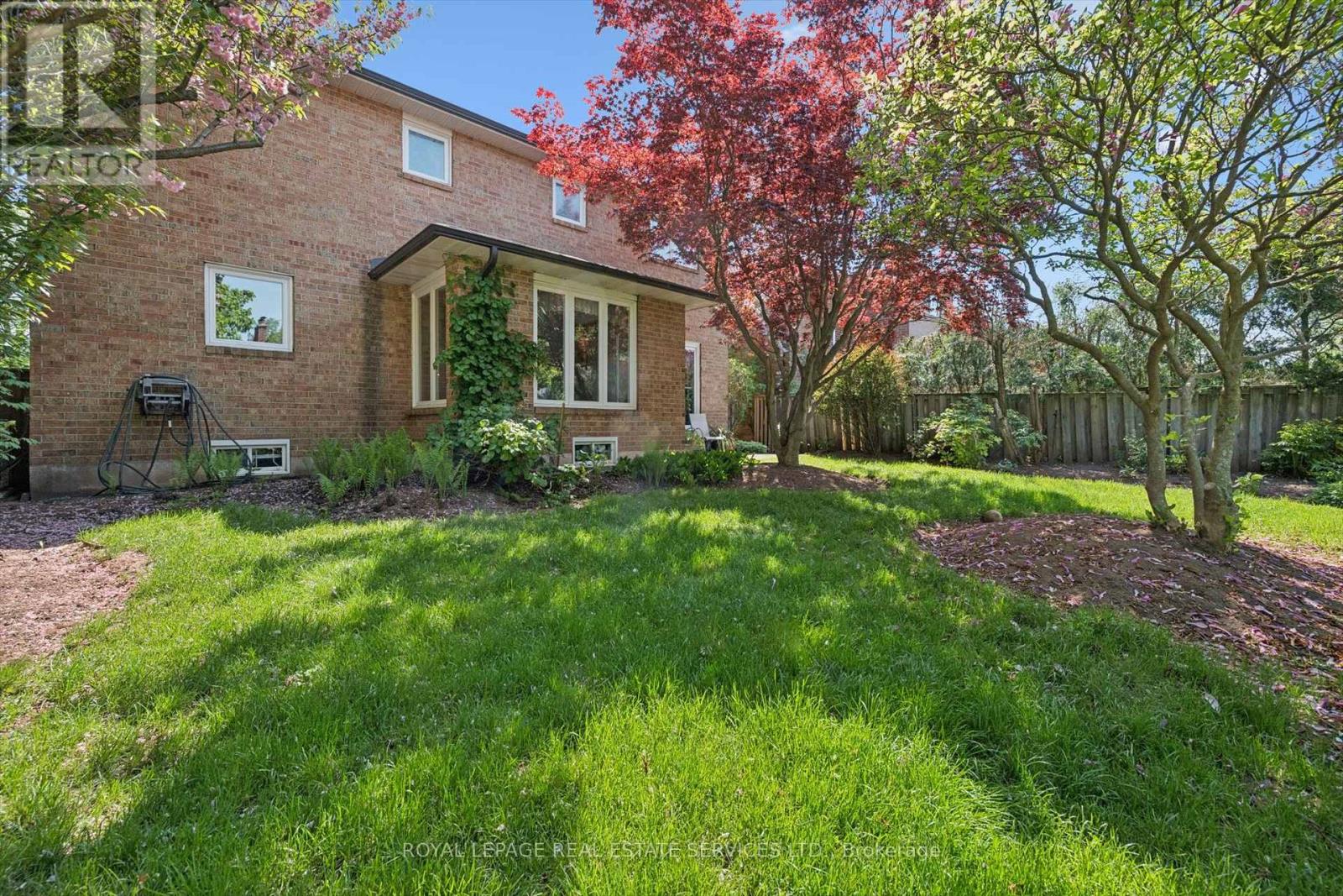 2067 Pen Street, Oakville, Ontario  L6H 3L2 - Photo 42 - W13162924