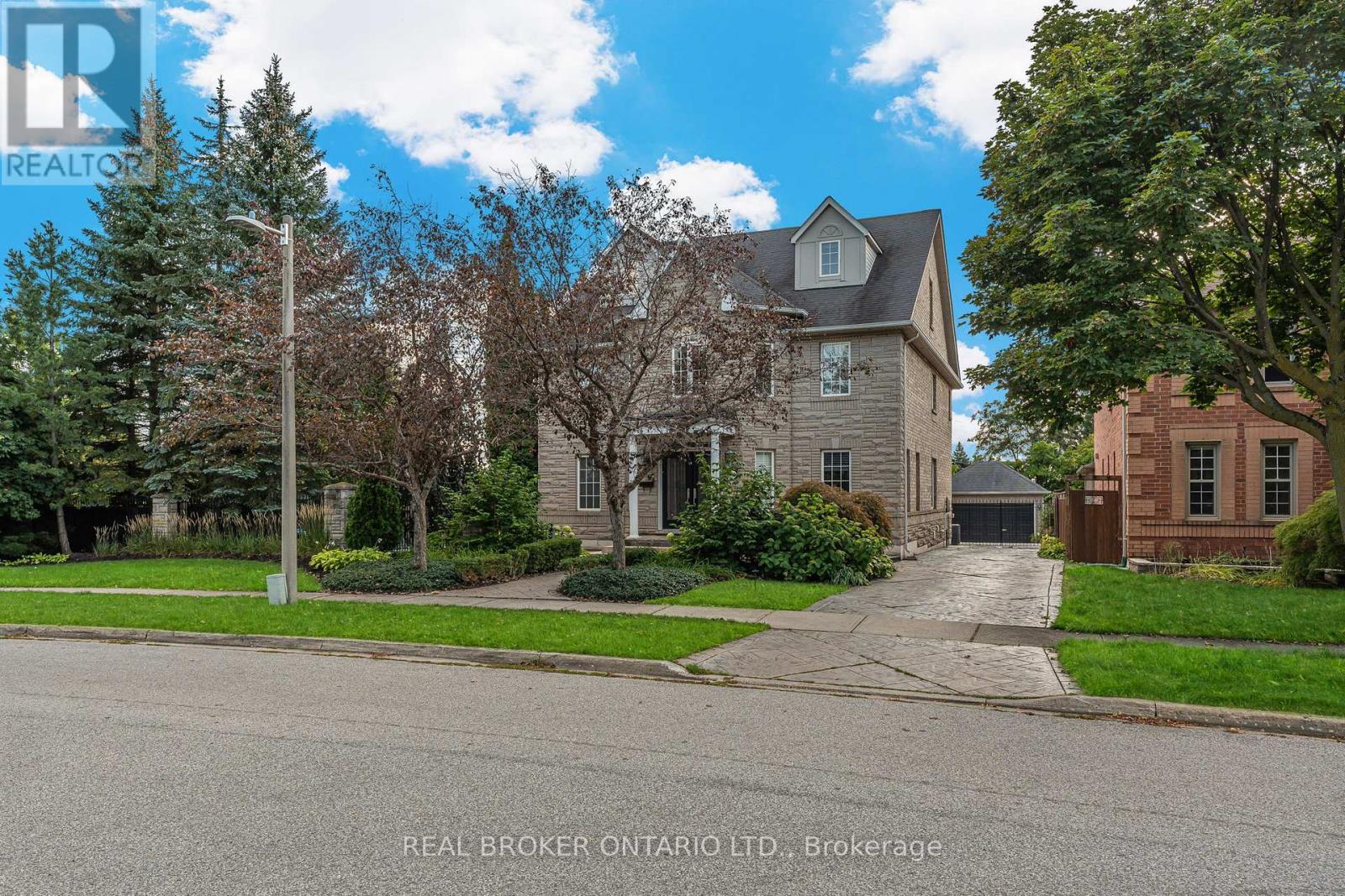 2000 Peak Place, Oakville, Ontario  L6H 5T2 - Photo 47 - W13162958
