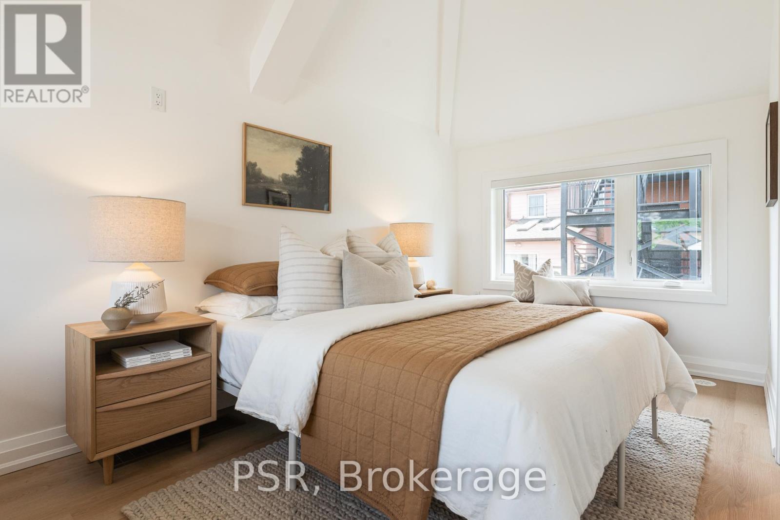 E - 218 Aileen Avenue, Toronto, Ontario  M6M 1G4 - Photo 9 - W13162978