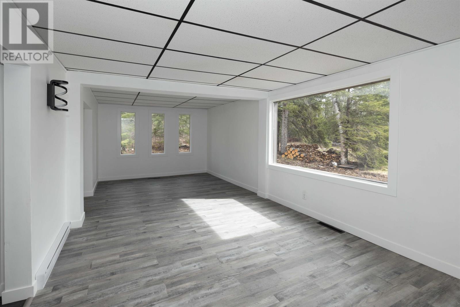 4330 Highway 11/17, Shuniah, Ontario  P0T 2M0 - Photo 12 - TB2601113